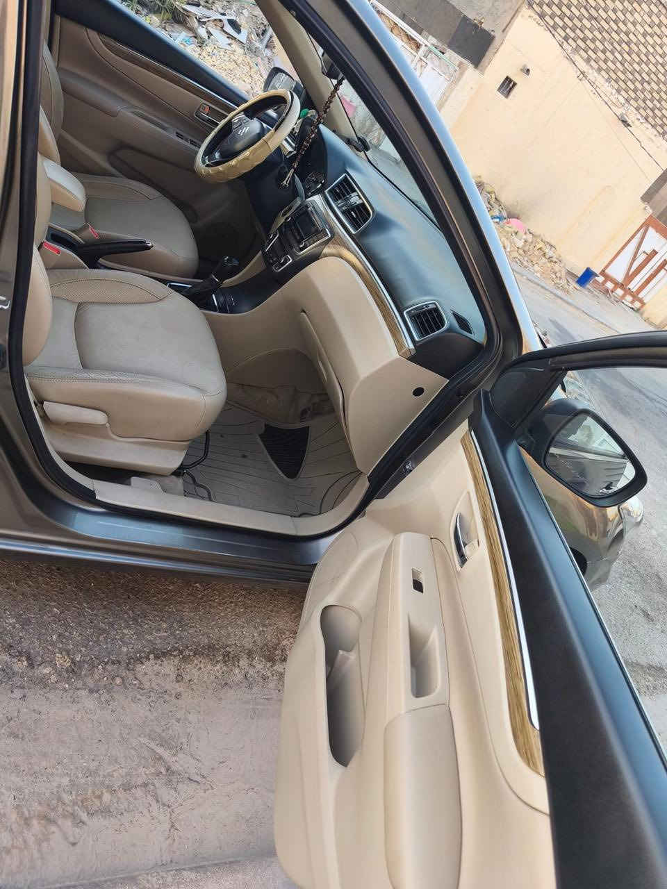 السلام عليكم سازوكي سياز 2019فول موصفات خليجي رقمه اربيل تريد وكاله تريد تحويل سياره جديده معنى الكلمه بيه المدكر امامي صفحه العبري بيه صبغ باقي سياره كفاله عامه عنوانه البصره رقم سعره 92وبيه مجال الهاتف (***********)
