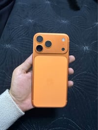 آيفون ١٧ برو ماكس • ٢٥٦ • بطارية ١٠٠٪