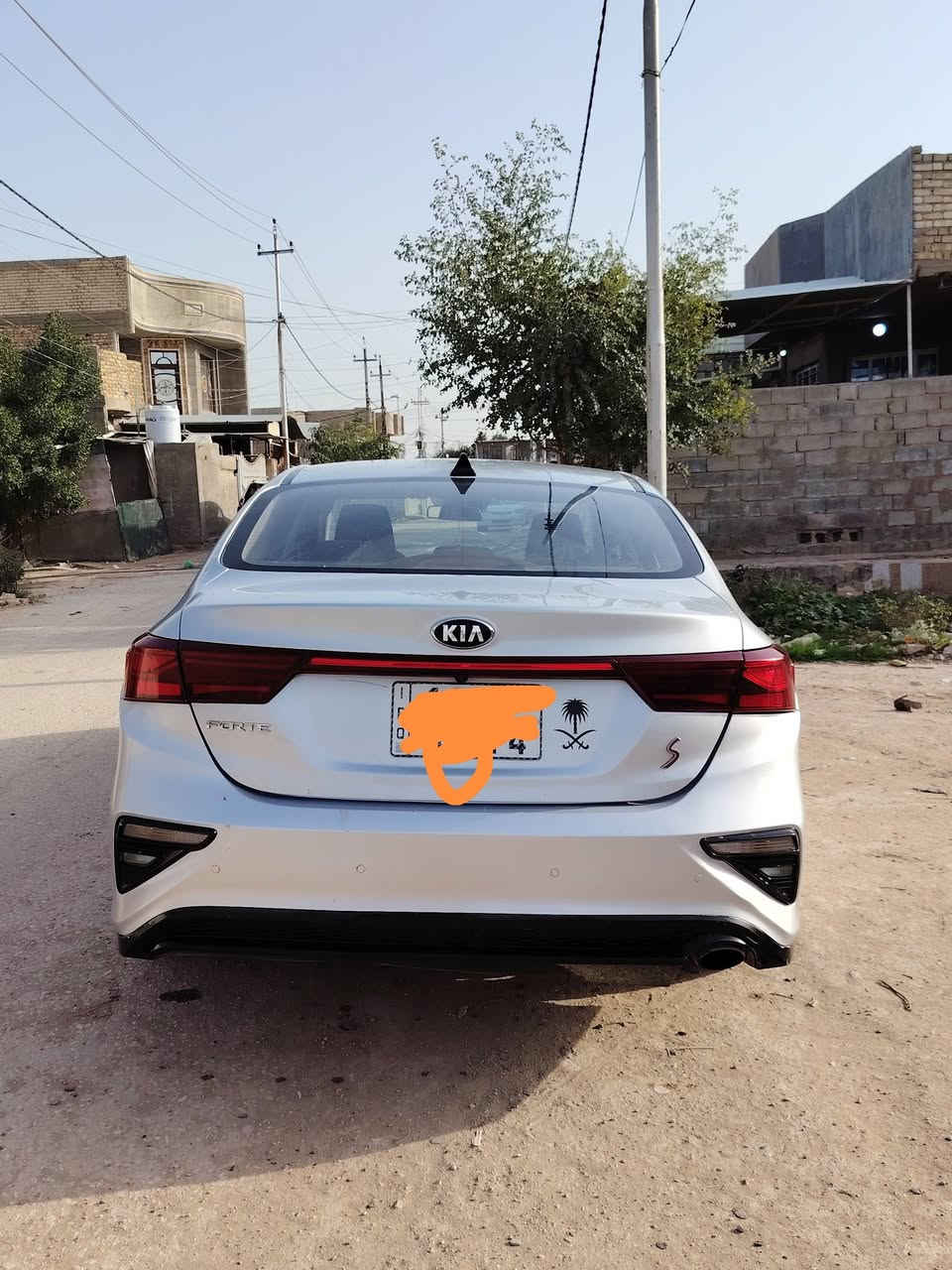 فورتي موديل 20 نص فول ماشيه 96 كير AT مكينه دوش تخم تاير بسمنه سوناره موجود سعرهه 135 الاستفسار لاتصال ع الرقم ***********
