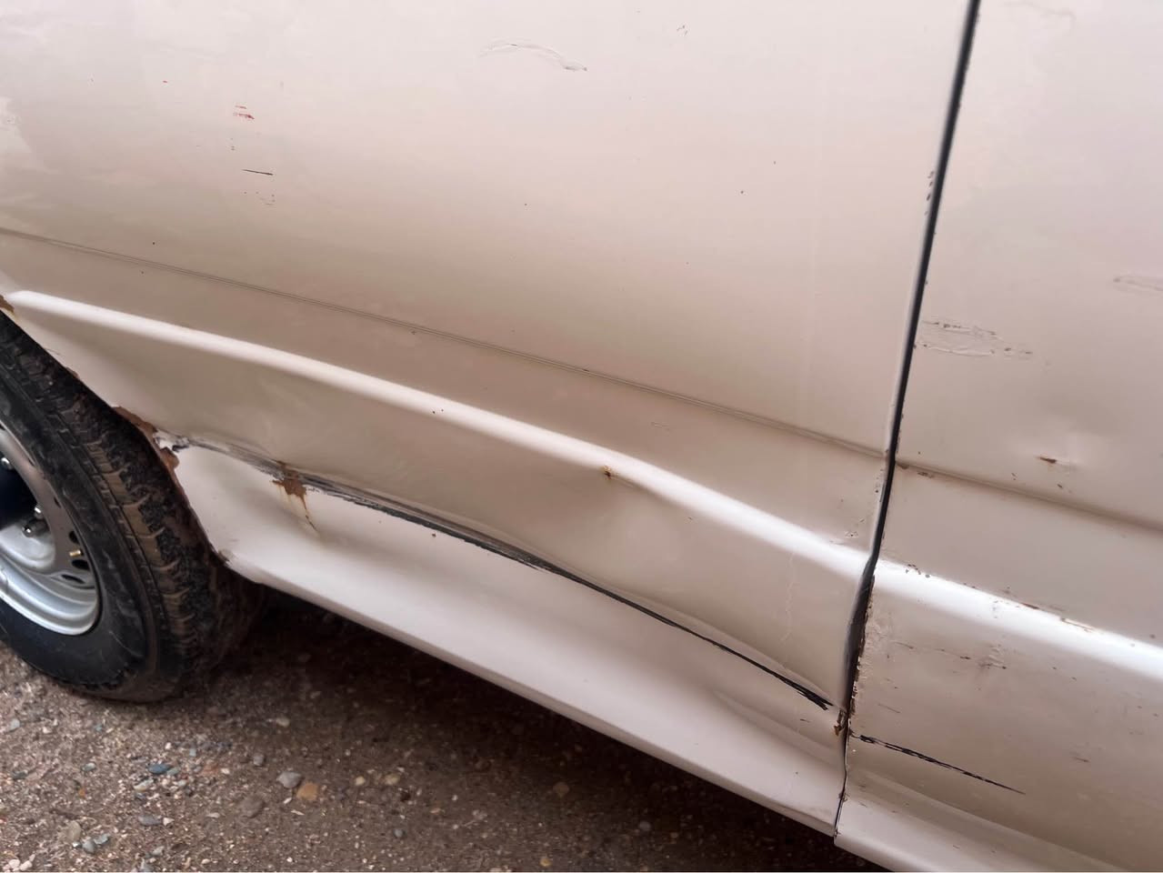 جنبي H1مويل 2016رقم إنكليزي بسمي مصغره هيئه والغرامات ضربه بس موضحه بلصوره السعر 85بيها مجال اتصال *********** المصيب, بابل
