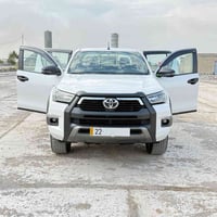 هايلوكس ادفنجر • ٢٠٢٤ • ماشي ٦١ ألف