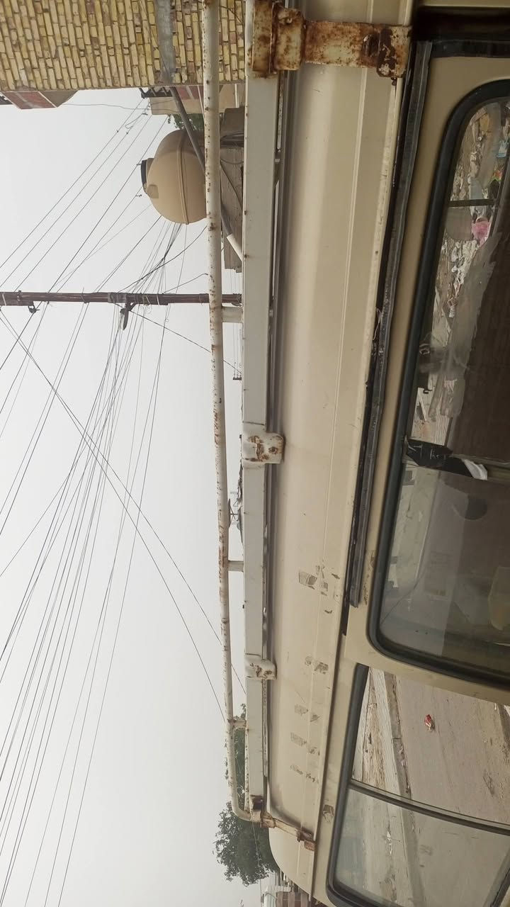 السلام عليكم بولارسن تفصيخ غراض كامله المحرك يبخر الكير جديد غراض كامله هاتف ***********
