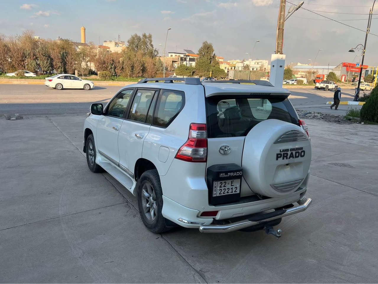 تويوتا پرادو 
موديل 2010 - شكل گوراو بو 2017
مةكينه - 4 - پستون 
مواسةفات فول فول 1/1
تةنها سلايت نييه
گير - مةكينه - تةحويل - غرامه - بةشةرت 
سةنةوى نوييه 2028
بى بوياغ 
بى سارد 
بى تةزره 
بى پارچه كرانةوه 
هيچى پيوه نييه 
شوين - هةولير 
*********** وةتس ئةپ
210$ 

تويوتا برادو 
موديل 2010 / محدث 2017
محرك - 4 - سلندر 
مواصفات فول فول - /1/1 
بدون فتحة
محرك - گير - شرط
تحويل نفس يوم
سنوية جديد - 2028
بدون صبغ
بدون تعديل
بدون حالوب
بدون تبديل
مكفولة كفالة عامة
مكان - سيارة اربيل
*********** وتس اب
210$ أربيل, العراق
