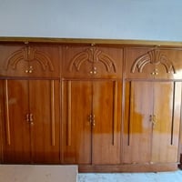 غرفه نضيفه مستعمله خشب قوي لسعر450وبيها مجال لستفسار 07760052489