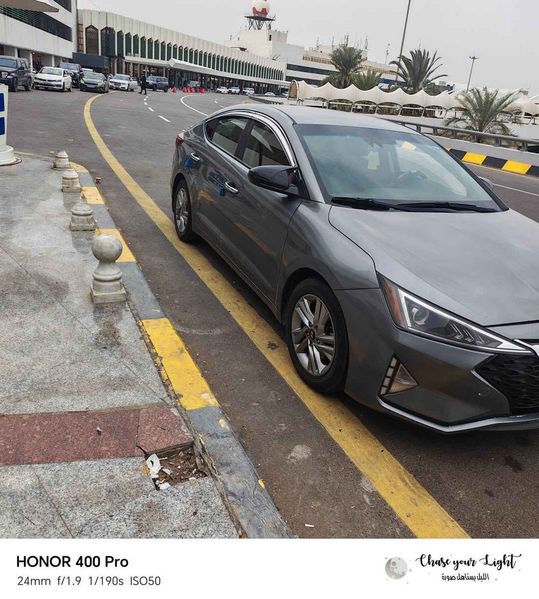 السلام عليكم 
للبيع هونداي النترا 
موديل 2019
وارد امريكي 
حادث بنيد 
مكينه 2000 دوش 
رقم بغداد جديد بأسمي 
كير مكينه تبريد كفاله 
المواصفات 
#تحكمات #استيرن 
#شاشه #كامره #دواره 
#ثلاثه #وضعيه #انضمه #قياده 
#مثبت سرعة 
#رادار جانبي 
#تحديد مسار 
مكاني بغداد 
السعر ١٣٢ وبيها مجال بسيط
الاستفسار اكثر الاتصال ***********
