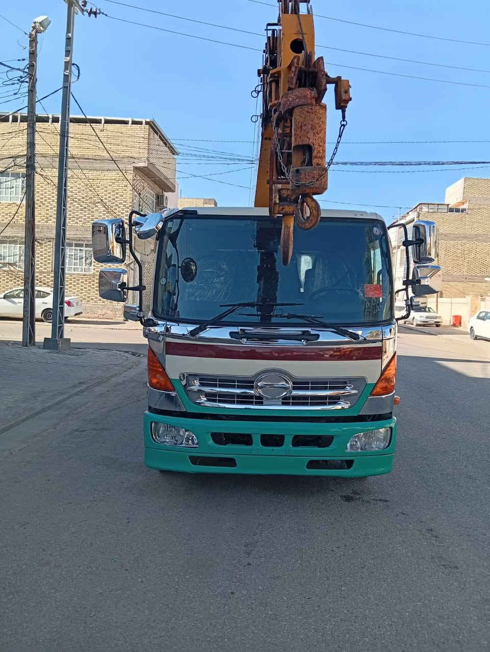 السلام عليكم من رخصت الادمن كرين  TADANO ثلاث سلايتلات محرك أربعة سلندر انجكتر مراية بل باب دخول جديد مرقم بصرة للاستفسار الاتصال على الرقم التالي ***********
***********
