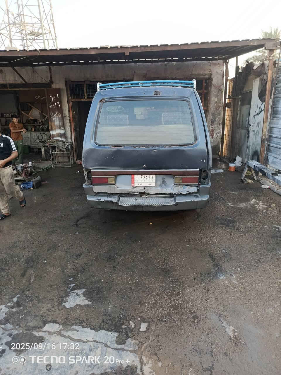 السلام عليكم سياره كيه بسته موديل 95 رقم الماني سنويتهه لل 27 نضافتهه كبال عينك اوديك الراعيها ومنك اله
سعرها 22 وبيها مجال ***********
