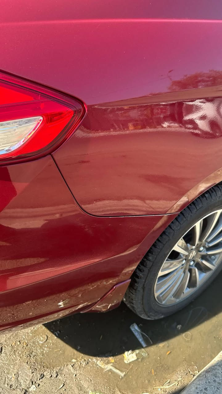 سازوكي سياز موديل 24 ماشيه 31 الف ضربتها بسيطه وموضحة بالصور انطي وكاله قياده بيها اريدها 115 وبيها مجال  للتواصل واتس اب *********** او عالخاص
