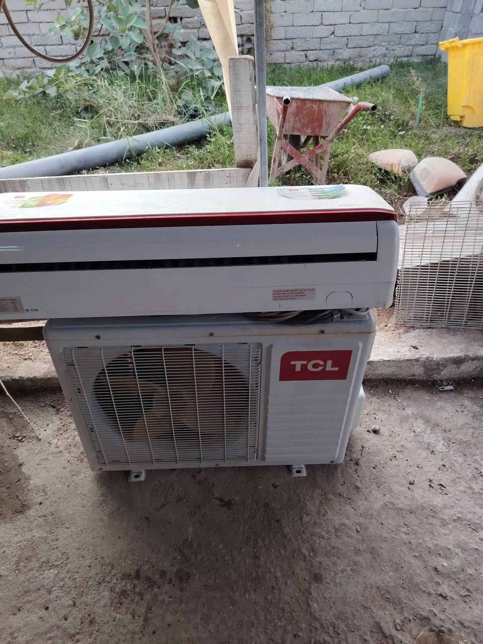 السلام عليكم لبيع سبلت نوع TCL غير داخل تصليح جهاز شرط تبريد مكاني قرنه حي الجمعة الاتصال ***********
