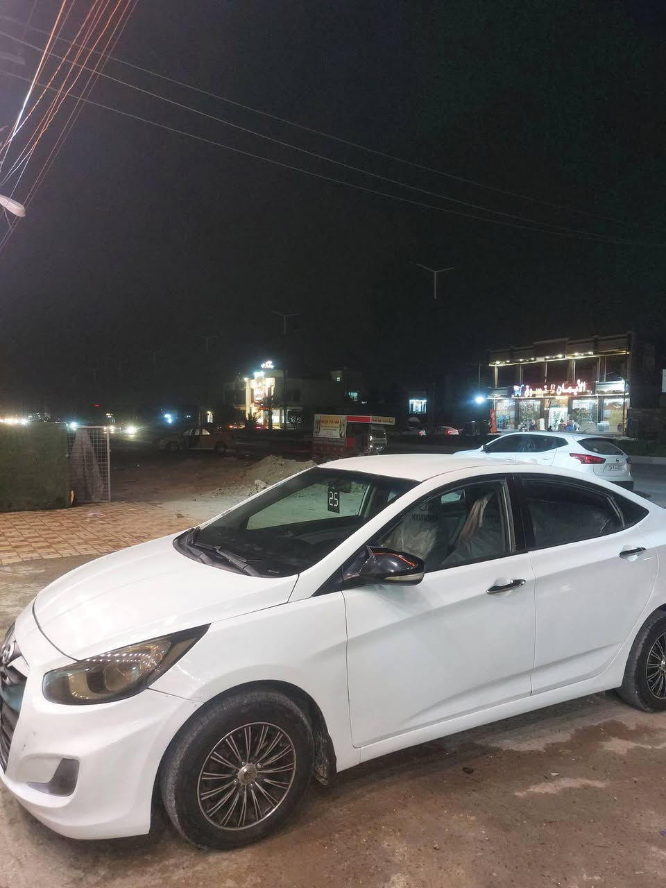 السلام عليكم اكسنت خليجي محرك دوش ١٦٠٠ 2013
كير محرك تبريد كفاله 
سياره جاهزه وحلوه 
سعرها ٧٥
تحويل مباشر 
مصبوغه عام بدون دواخل
***********
