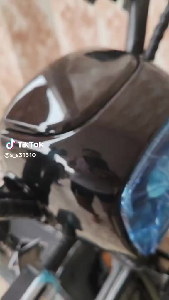 سلام عليكم شباب بيسلكل شحن للبيع،،   مكاني شارع 40×× تواصل. ولاستفسار،،  رقمي ***********
