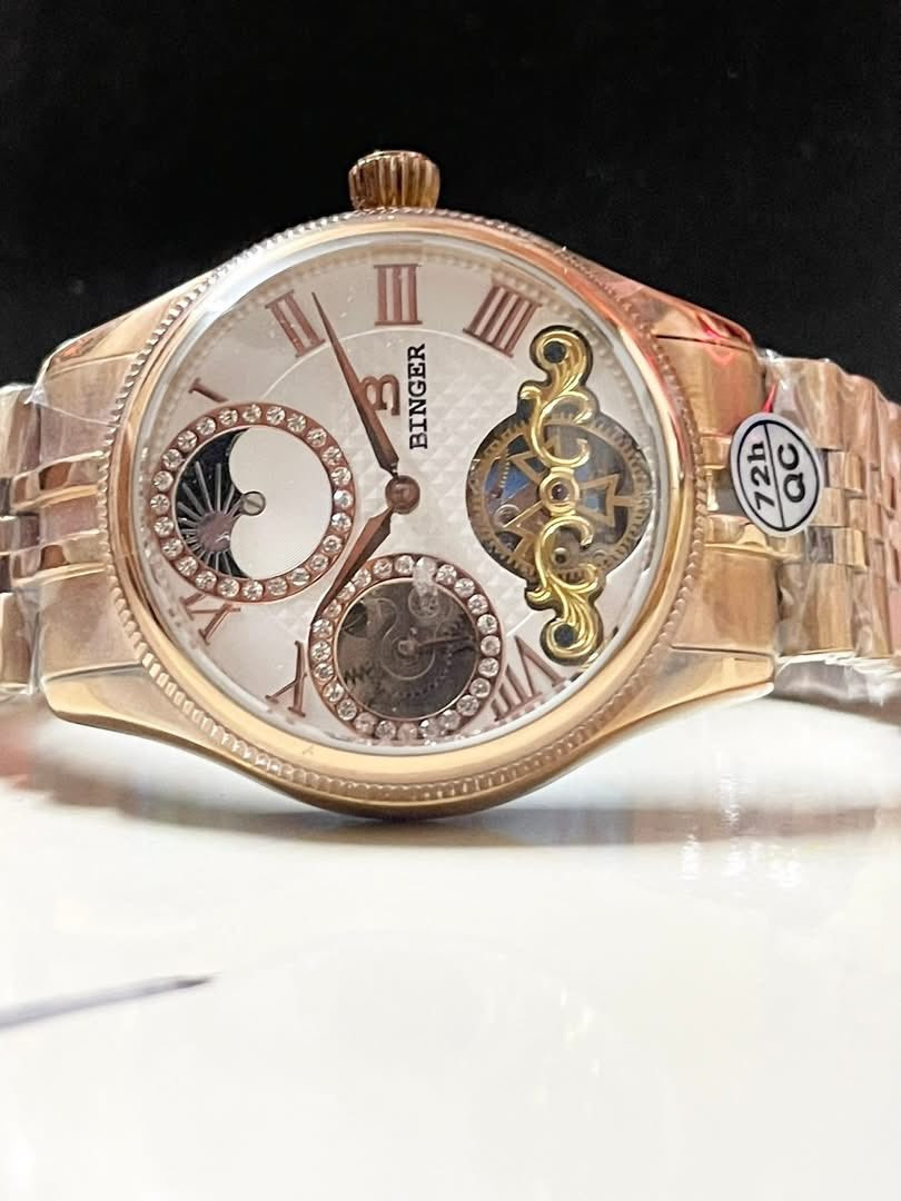 #مزاااااااااااااد 

السلام عليكم 

المزاد يبدأ من الان وينتهي غداً نفس الوقت 

الساعه نازلة من الصفر واقل رفعة خمسة دولار 

#بنكررررر  

مكينة ياباني اصلي

الساعة لوك شمع بالستيكرات

سير ستانلس ستيل اصلي 

هذا الموديل من ارقى انواع البنكر

قفل بتر فلاي (🦋)

مزينة الماس سوارفسكي 

تعقيدة الشمسي قمري

جام زفير 

ماكنة كشف 

أرقام لاتينية 

القطر 39 

سير معلم بك معلم 

الساعه ضد الماء 
الملحقات علبة خشب مرتبة 

يوجد توصيل لكل العراق ٥ الاف دينار

الرقم والعنوان خاص للاعتماد رجاءا


**إذا كنت صاحب هذا الإعلان وتريد حذفه لأي سبب، رجاءا أرسل رسالة إلى الدعم الفني**