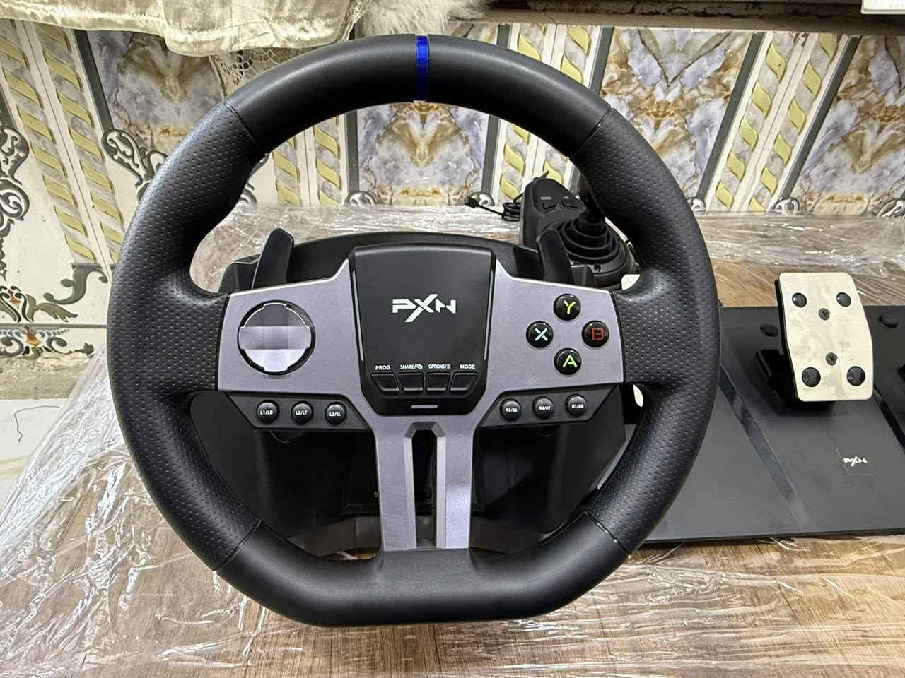 السلام عليكم اخوان دركسون الجيل الثاني اخذته جديد ومستخدمته ابد بس الكارتونه ذبيتهه شرط لك السعر 115مكاني بغداد***********
