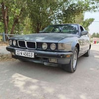 بي ام ٧٤٠ • ٨ سلندر • ٣٠٠٠٠ كم