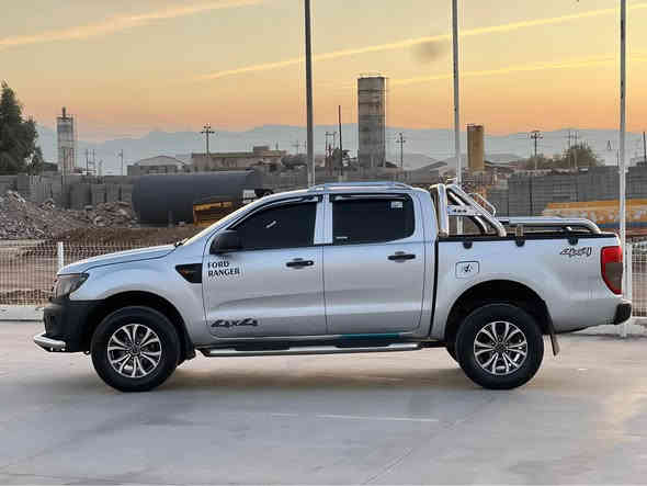 فۆرد رەنجەر مۆدیل ٢٠١٣ گاز انجیکتەر و سۆپەر گێر مەکینە ئەکسل بەشەرت  سەیارەکە ٢٠١٣ یە سەنەوی تازەیە بۆیاغی نیە زۆر پاک ماوەتەوە جوان کاریەکی باشی بۆ کراوە تایەکانی تازەن نرخی ١١٧ کەمیک مەجال ژ.م*********** رانية
