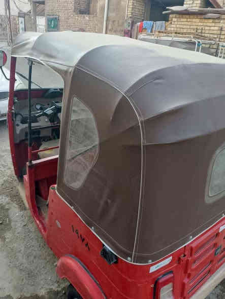 سلام عليكم تكتك لبيع موديل 18 شهر 12  رقم وسنويه مكينه خير من الله الدوس معمره بس ما مصبوغه لا بيها تنقيص ولا تبخير السعر 4500 بيها مجال حق الجيه مكان الشعب رقمي *********** وهم بي وات ساب
