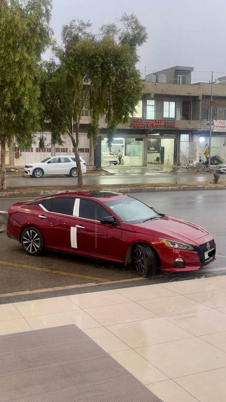 التيما 2022
موصفات SL ((بدون فور ويل))
فول موصفات داخل بيجي 
ماشية 78 كيلو متر 
حادثة قطعتين ونص جامرلغ وبونيد ونص باب السايق 
بدون دواخل وبدون شاصي كركوك, العراق


**إذا كنت صاحب هذا الإعلان وتريد حذفه لأي سبب، رجاءا أرسل رسالة إلى الدعم الفني**