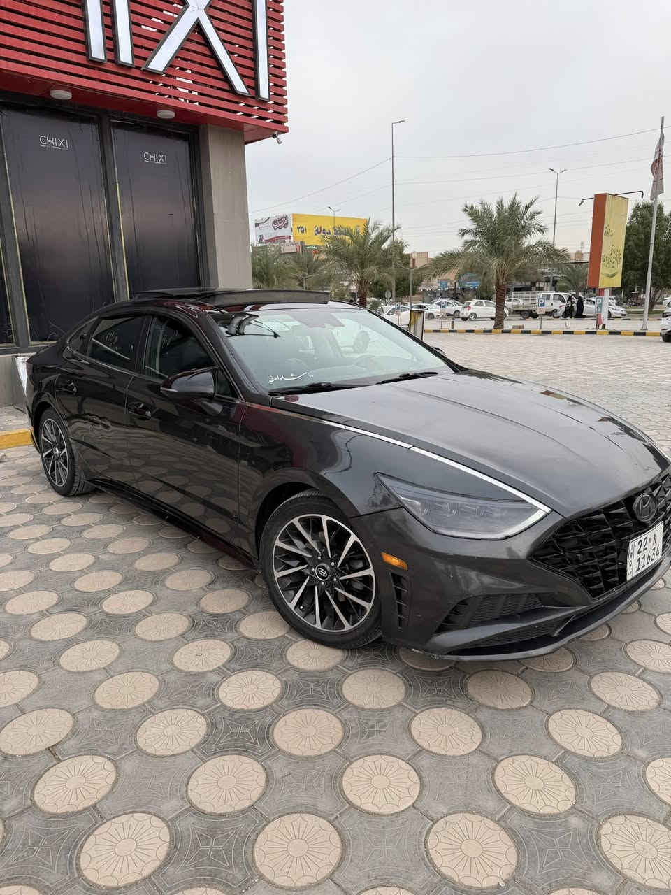 سوناتا 22 لمتيد Limited 1.6T
اللون نفطي 
ماشيه 95 كيلو
اربيل بأسمي الهزة تسقط بشهر 3 

المواصفات :

بانوراما 
تشغيل عن بعد + تتقدم وترجع بلريمونت
لد متغير الوان 
5 كاميرات 
4 وضعيات قيادة 
مرئي قلاب 
قيادة ذاتيه 
كشنات تبريد تدفئه 
لايت 4 عدسات 
مانع انحداري ومانع انزلاق
مانع تصادم امامي خلفي 
سايد بريك دكمة 

بعد هواي بيها مواصفات تدوخ بيهن

الحادث 
نص بنيد صبغ فقط وراجع نفسه 
بدون ايرباك او شواصي 
حتى الدعاميه مالتها البلاديه 

كير محرك كفاله شرط السياره نضيفه 

السعر : 175 
المكان النجف الاشرف 

***********
