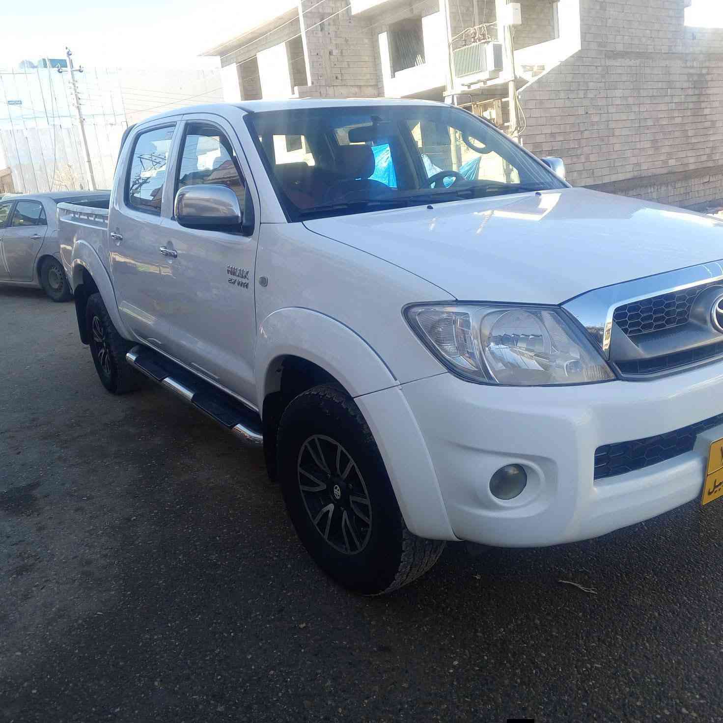 ١٦٥ گەلاو معامەلە
‎ماشاءالله له جواني و قەوەتی 

‎كه ئه لي تاقانه ئه بيت وابي

سەیارەی معرەز نییە 

‎مۆدێل /٢٠٠٨

‎کارەبای کامل مەزبوت 

‎ئاوێنە کارەبا  و ئۆتۆ

‎جوار جام کارەبا 

قوفڵ مەرکەزی  

‎تاقم ناوخورفه ي لؤك لؤكه

‎پێشو دوای جرکەی تیا نیە بەشەرت 

لێدراوی نییە 

بۆیاخی نییە ساردی نییە 

پاتری لۆکی لەسەرە  

‎ده عامي بؤده عامي مه سره في نييه

تێبینی/سەنەوی تازە بەرچووە مەکینەی نەکراوەتەوە 

***********

***********

شوێن / سلێمانی
