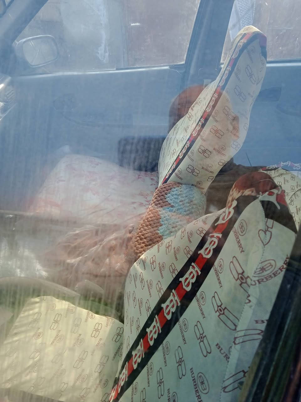 السلام عليكم دايو سلو للبيع او مراوس السنويه 26رقم ديالى راعيه موجود في الديوانيه السعر 25بيه مجال مصفر تأخذ جاهزه فقط تبخير قليل المكان كوت رقم الهاتف ***********
