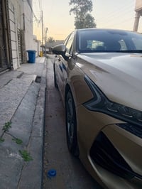 K5  موديل 2022 المواصفات  بصمه +بصمه تشغيل عن بعد  رادار امامي و خلفي ...