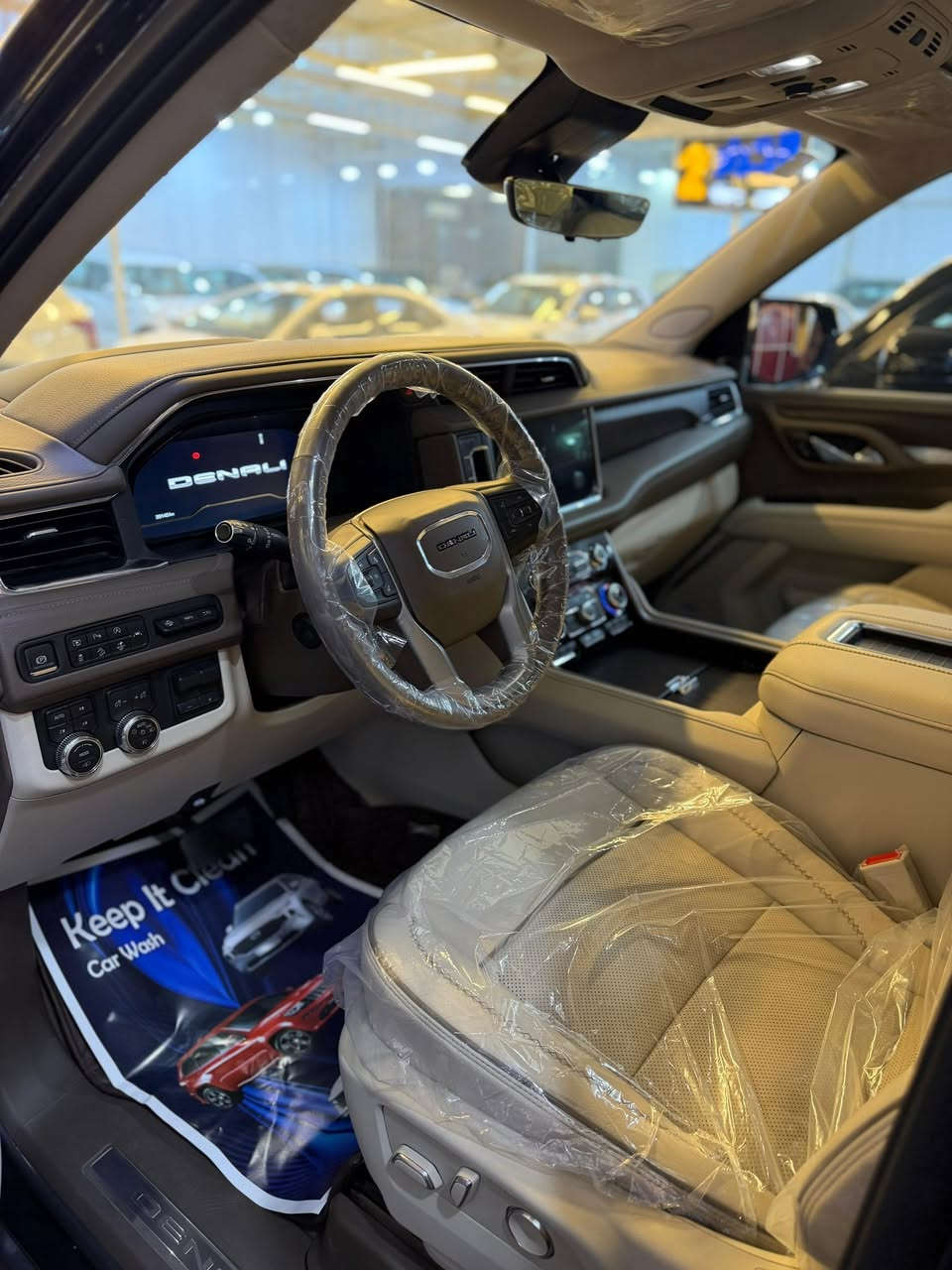 دنلي 2023 خليجي
وكالة المنصور
 مغلفة pof
كفالة عامة
ماشية ٣٩ الف
السعر 57000$ وبي مجال للشراي
العنوان بغداد 
***********
