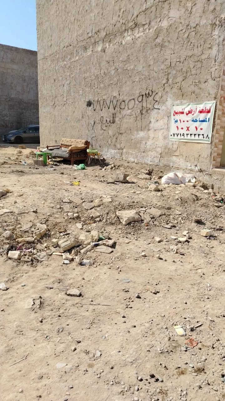 السلام عليكم ورحمة الله وبركاته...
قطعة أرض في منطقة البلديات _الضباط الثانية موقع مميز ومساحتها 100 ...10x10 بصف الركن ثاني قطعه وشارع عريض ومميز على من يرغب بالشراء سواء قطعة كاملة او تقطيع 50 متر... 
التواصل مع صاحب القطعة  رقم الهاتف :
*********** 
ولكم مني خالص الشكر والتقدير.
تحياتي لكل الأعضاء ❤️❤️
