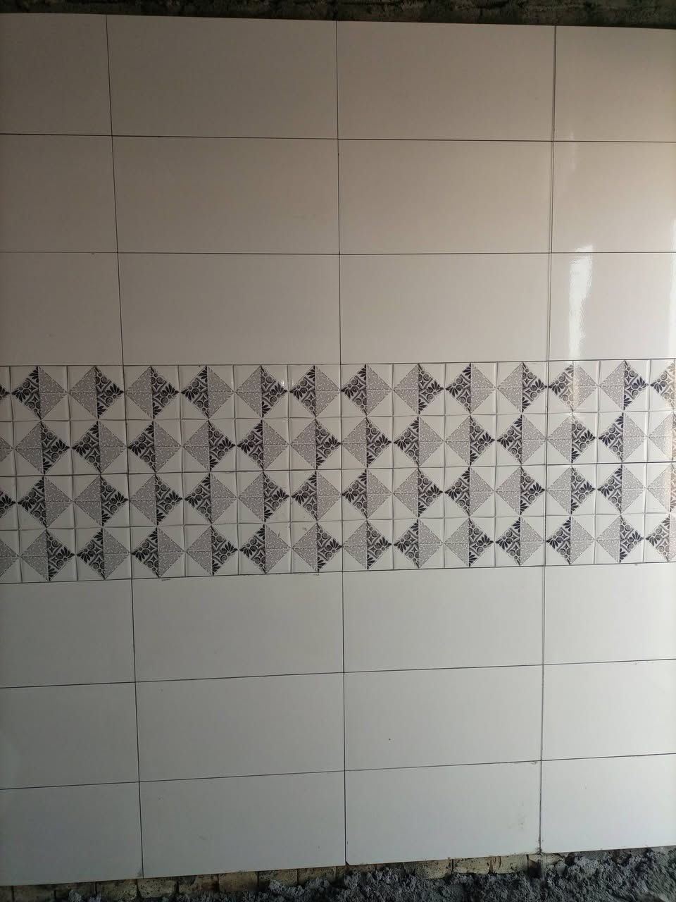 خلفة سيراميك أرضي جدران الوح بيات درج شغل درجة أولى ***********////***********
