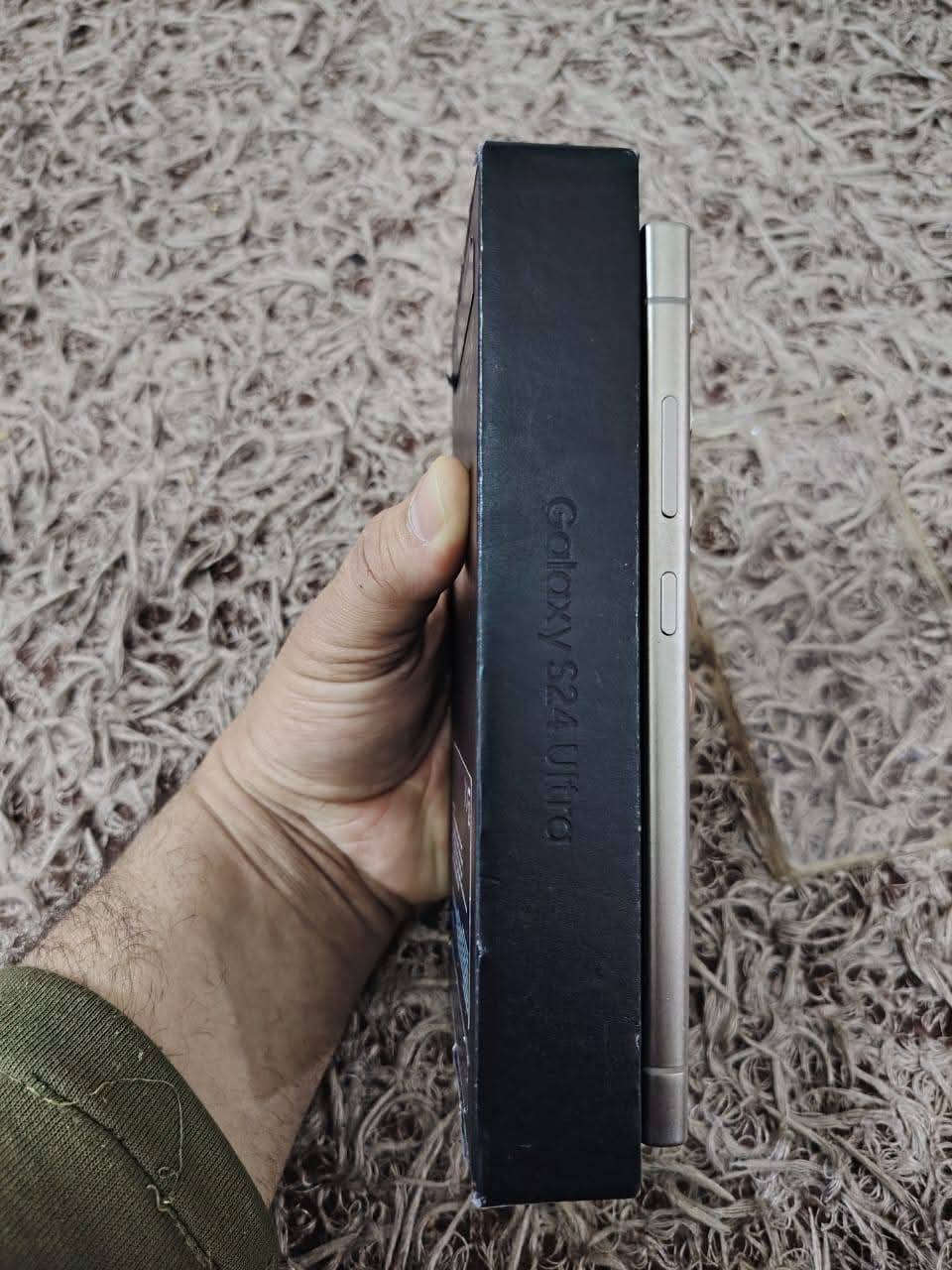 سللام عليكم
اس 24  الترء  البيع 
الجهاز  شرق وصط  دبل خط
ذاكره 256 نضافه 98% كامل ملحقات 
و ياه  شاحن سومسونك  الصلي  45W
السعر  (925 الف) تصل وتساب اوخط او دخل خاص
                   ( *********** )
