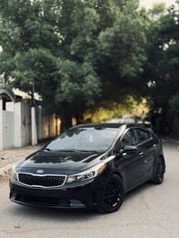 فورتي ٢٠١٧ وارد امريكي مكينه 2000 دوش  السياره كفاله من صبغ وتبديل  بي...