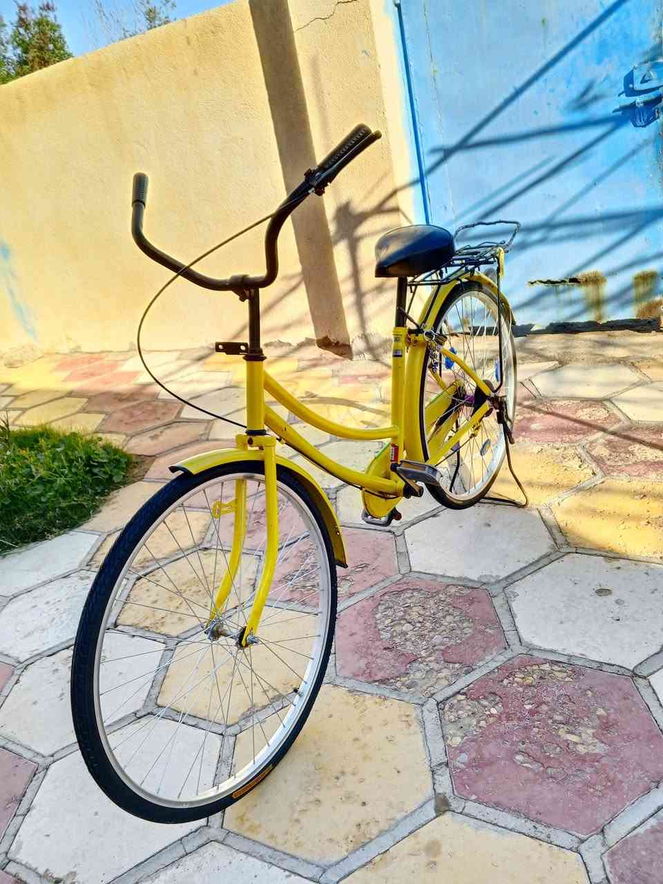 باسكل بناتي حجم 26 نوع BD بس الزكه مشلوعه
موديل 2024 
سعر 150 وبي مجال مكاني غراف 
رقم *********** 
خاص موجود
