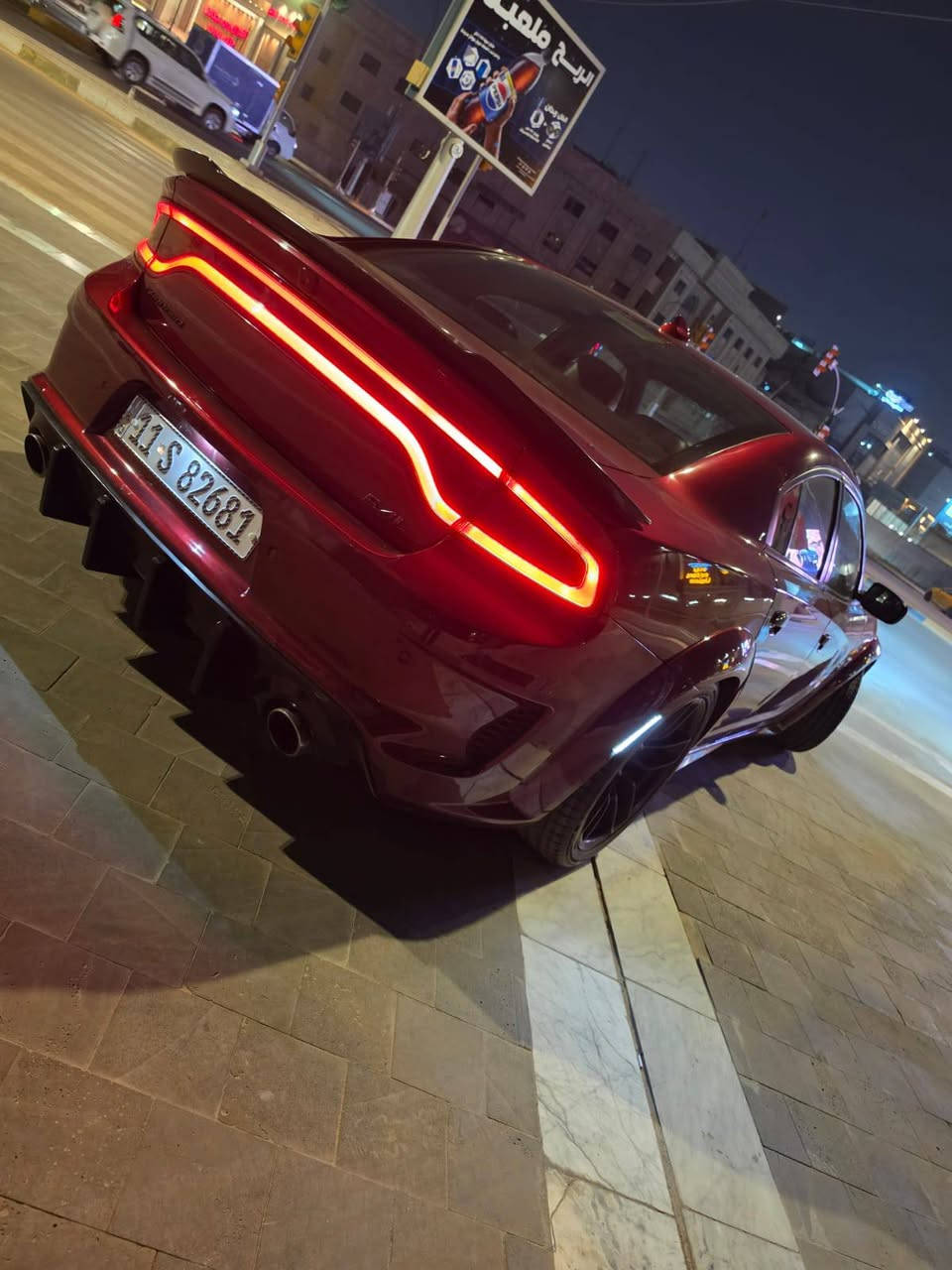 السلام عليكم
للبيع Dodge Charger Scat Pack Widebody 2020
فول مواصفات 1/1 
بدون تبديل بدون صبغ ماشية 37.000
ـ بصمة تشغيل وأبواب 
ـ رادارات خلفية وجانبية 
ـ كشن كهرباء 
ـ خزن ميموري 
ـ داخل جلد وكنتارة 
ـ تشغيل عن بعد 
ـ نضام قيادة SRT 
ـ فول تحكم ستيرن 
ـ لايت زينون 
ـ تدفئة وتبريد كشنات 
ـ قطعتين تبريد 
ـ شاشة چبيرة 
ـ كامرة دوارة 
وباقي مواصفات السكات المعروفة السيارة عليها برمجة مصطفى ايكل كلش جديدة ومصروف عليها 
معروضة بـ 260$ وبيها مجال 
هاتفـ ***********
