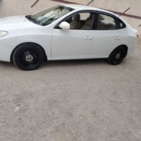 للبيع النتره خليجي مكينه 1600 دكشن عالي  ٢٠١١ تلث قطع صبغ مكان السياره...