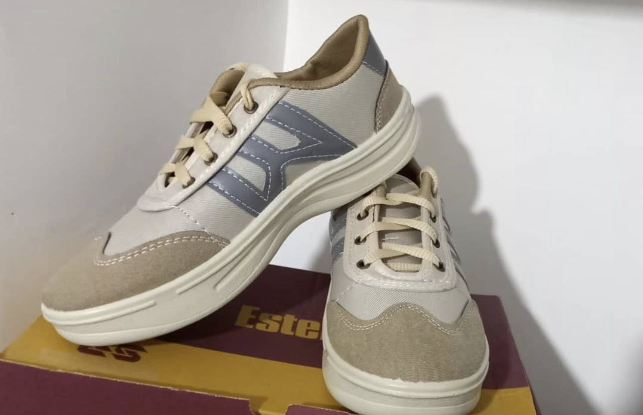 300 كارتون رجالي ابيعهم شلعة على 2250 دينار بلسوك سعرة 3250 جملة الكارتون 18 زوج 4 الوان


**إذا كنت صاحب هذا الإعلان وتريد حذفه لأي سبب، رجاءا أرسل رسالة إلى الدعم الفني**