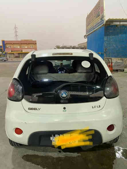 السلام عليكم
جيلي باندا 2012 للبيع..
سيارة محرك و كير بلاد مال شركة 
تبريد شغال 
كهربائيات شغالة
شاشة و كامرة
رقم بغداد مشروع وطني باسمي 
سيارة حلوة و جاهزة 
عارضها ب 42 ورقة وبيها مجال ان شاء الله 
العنوان : بغداد /الاعلام
للاستفسار ‏‪0771 558 1578‬‏
