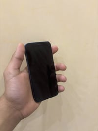 آيفون 12 • ٦٤ • بطارية ٧٧