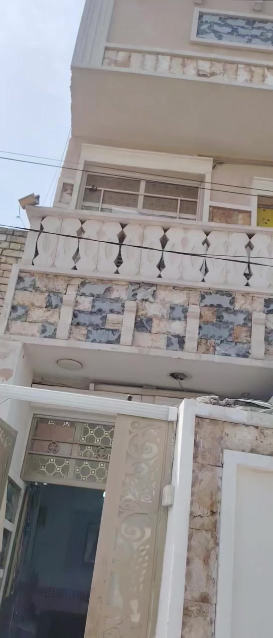 من رخصت صاحب الكروب بيت للبيع 50م طابقين ونص غرفتين نوم وصاله واستقبال وخدمات بلديات حي التراث الزراعي ضياء الحلفي وره مدرسه الصناعه زراعي سعر 80مليون بي مجال ***********
