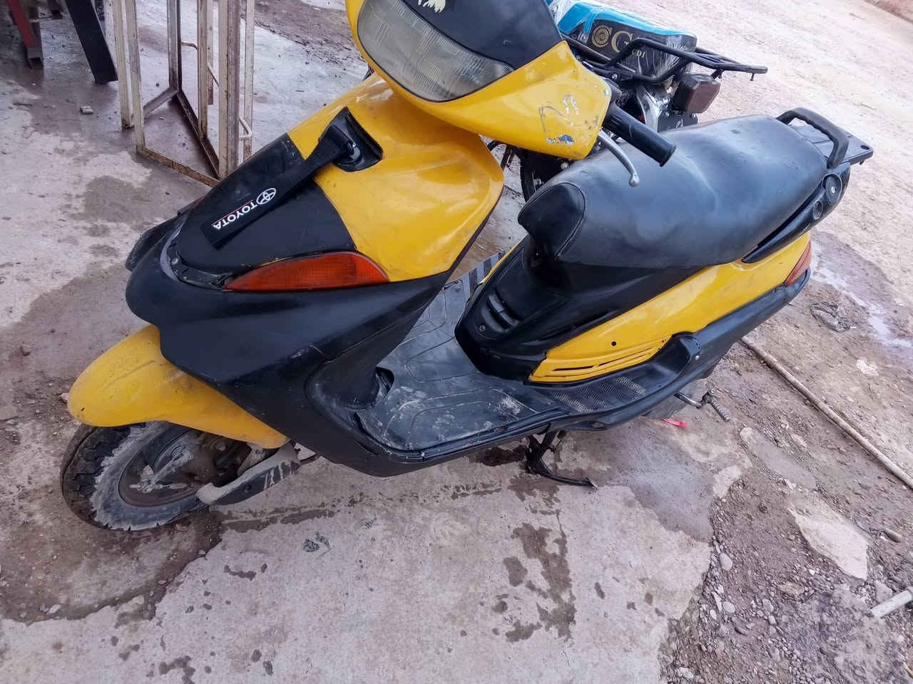 للبيع ياماها فراشة 125محرك حجم كل عيب مابيه  السعر 175 بيه مجال للطيبين ***********
