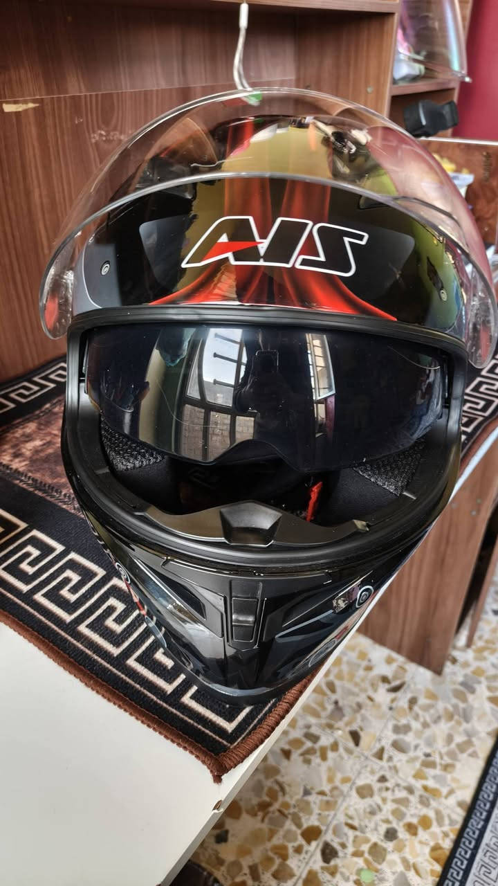 السلام عليكم خوذه للبيع قياس لارج (L)
السعر 45 مكاني بغداد البلديات

للستفسار *********** موجود وتساب
