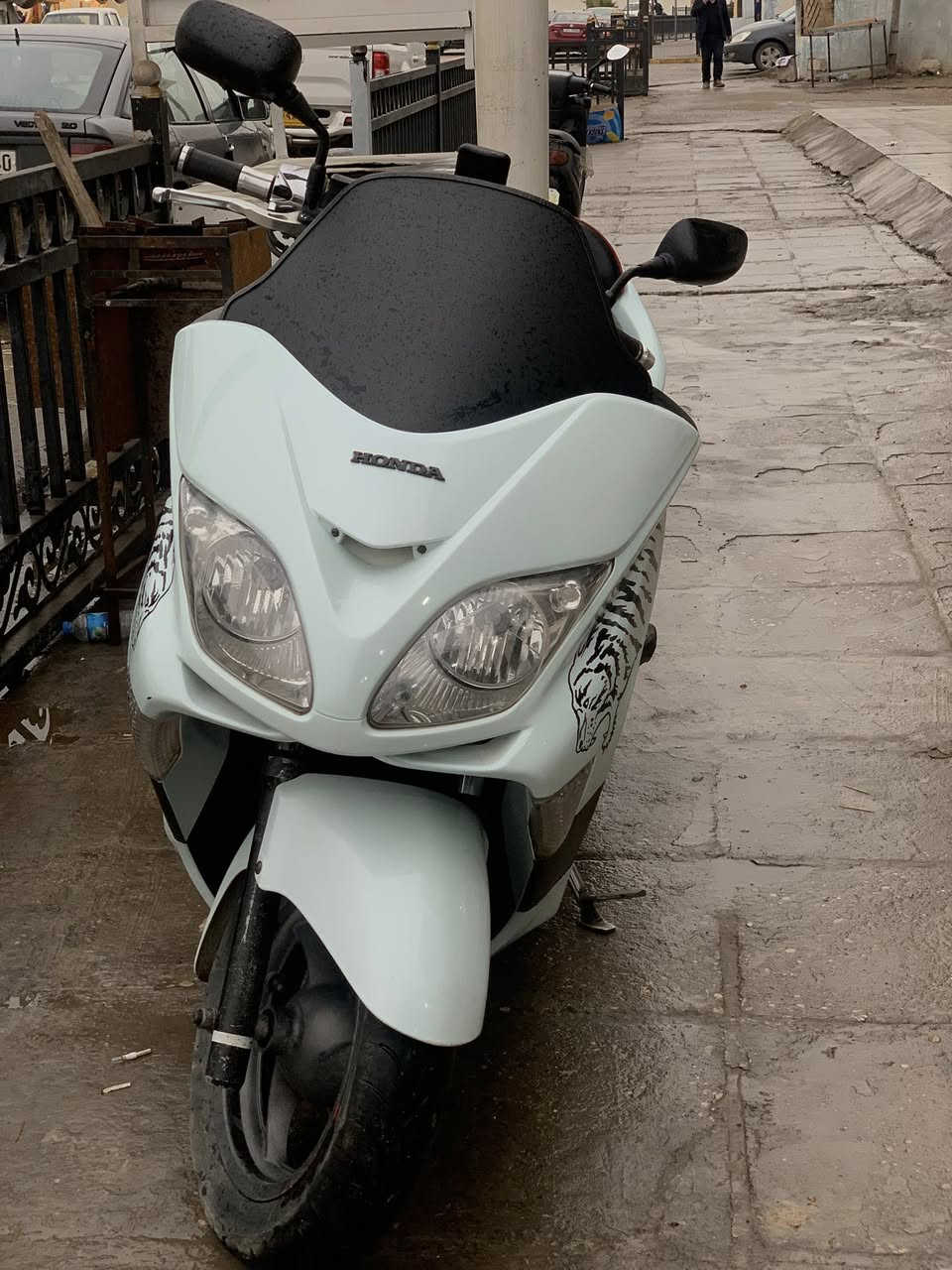 فورزه 08 كرستال
وضع الشركة بلاديه 
محدثه دشبول سماعات 
رون اضائه فيروزي 
كفاله عامه كهربائيات
منضومه زينون تعمي العين 
اشاير كرستال 
فقط بيها خيط تبخير رنكات 
معدل تقفل 140 مقفوله من شركة وقابله للفتح
السعر السابق 11 ورقه
بعد ما صار بيها خيط تبخير تغير السعر
10 ورقات وبيها مجال بسيط
ملاحظة تعميرة الرنكات ما تعبر 125 الف
حمدانيه ***********
