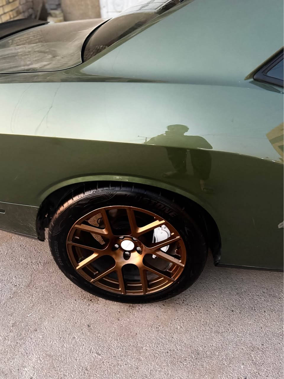 🔥دوج جالنجر sxt ٢٠١٩ للبيع
لون زيتوني مميز 
معروفة مواصفاتها 
مبرمجه عالمحسن وشلعتها كلش قويه🔥😂
كير ومكينه مكفولات 💯 
ضربتها قطعتين بامريكا وجاملغ هنا مصبوغ لان بي شخوط خباثه
السياره مكانها كوت رايدها ب ١٦٠ وعليها غرامات اني ادفعهن
رايدها ب١٦٠ وبيها مجال 
للاستفسار *********** دهل اوران, واسط
