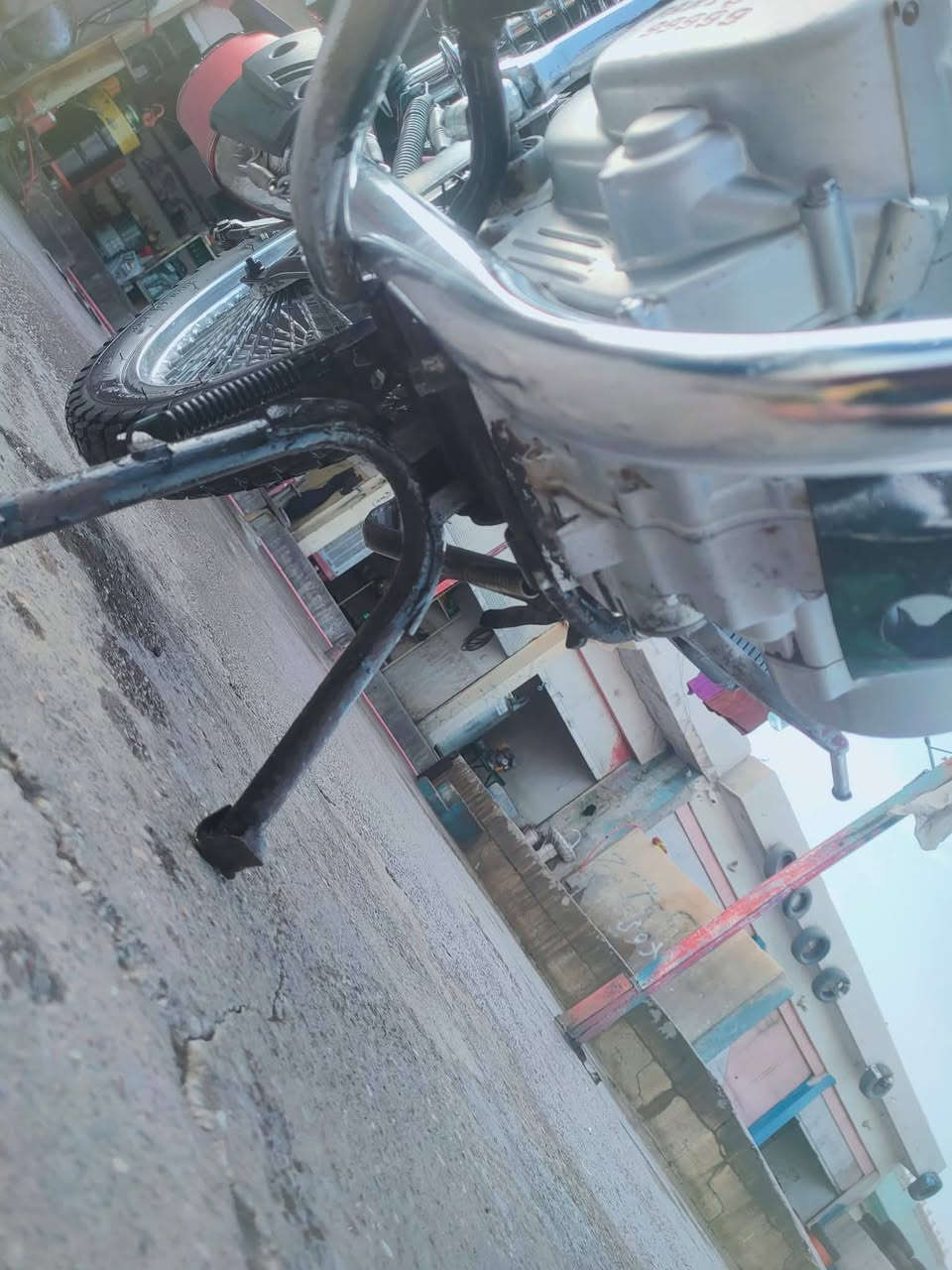 السلام عليكم... بارت 99999
موطور جديد للبيع 
دبلات امامي جديه هوه ول صچم جديد 
ستيرن رياضي جديد تانكي صفايح جدد 

كشن سيبايه چاملغ خلفي جديد 
اشاير لد حديث 4جدد 

بگ لايت حديث جديد 

دبلات خلفي جديد 
صالنصه رياضي جديده زنجيل درع زنجيل جديد 

باتري جديد لايت جديد كابريته جديد 

محرك معمر جديد شرط ثاني يعلگ وكو جثير شغلات ما ذكرته
رقمي ***********
السعر 400وبي مجال بسيط
