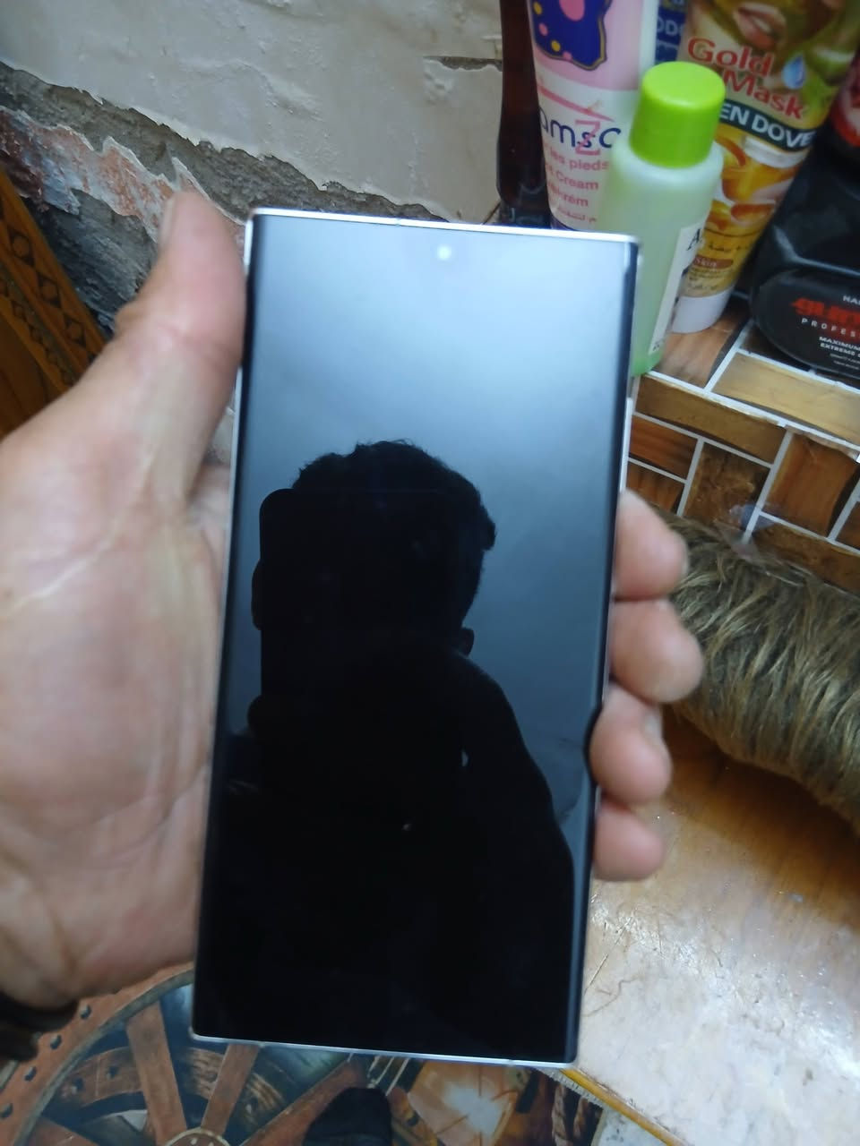 سلام عليكم جهاز اس 23 الترا جهاز لوك مال بيه الله شاهد جهاز خير من الله كله بلادي اي قطعه ممبدل بيه تجي تفحص وين ميعجبك كله شغال اي نقص مابيه وياه ثنين حافضات وكيبل شحن مكان فلكة حي نصر  سعره 750 وبيه مجال حك جيه رقمي يتوفر واتس اب او تصال ***********
