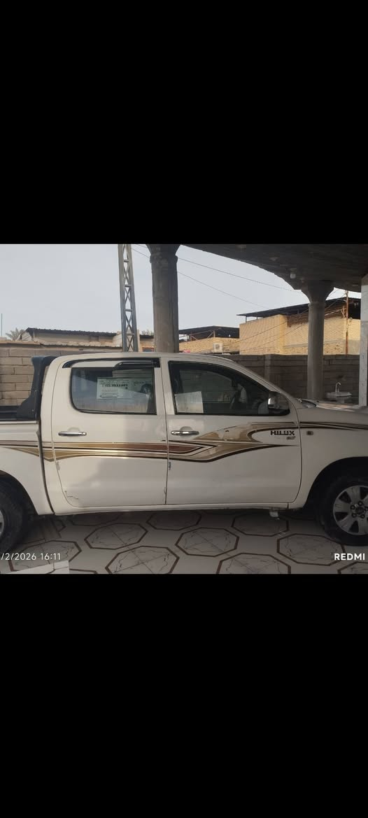 سلام عليكم فلاونزه للبيع موديل 6 شاصي 19 سنويه 28 رقم نكليزي بيه طخات وصبق مكانات سعر 110 وبي مجال البصره قضاء المدينة بني المنصور ***********
