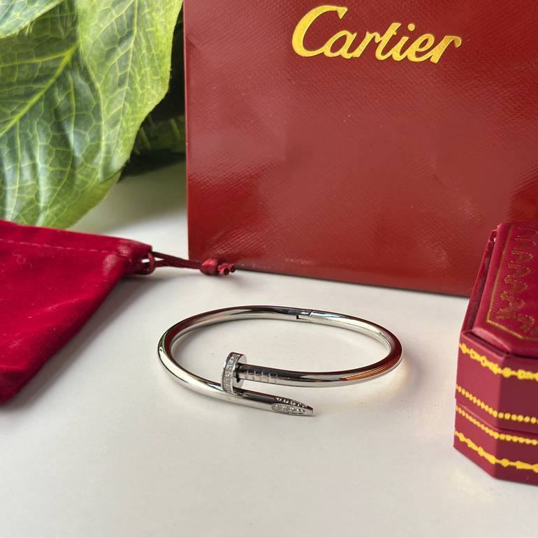 سوارات للبيع
كارتير ثري كولر 7سيتات كل سيت 3 قطع 25 الف

سوار بسمار ذهبي 5 قطع 10 الاف

سوار بسمار فضي 6 قطع 10 الاف

سوار كارتير فضي 6 قطع 10 الاف

سوار كارتير ذهبي 5 قطع 10 الاف 

كلهن طلاء ثابت

*********** واتساب
