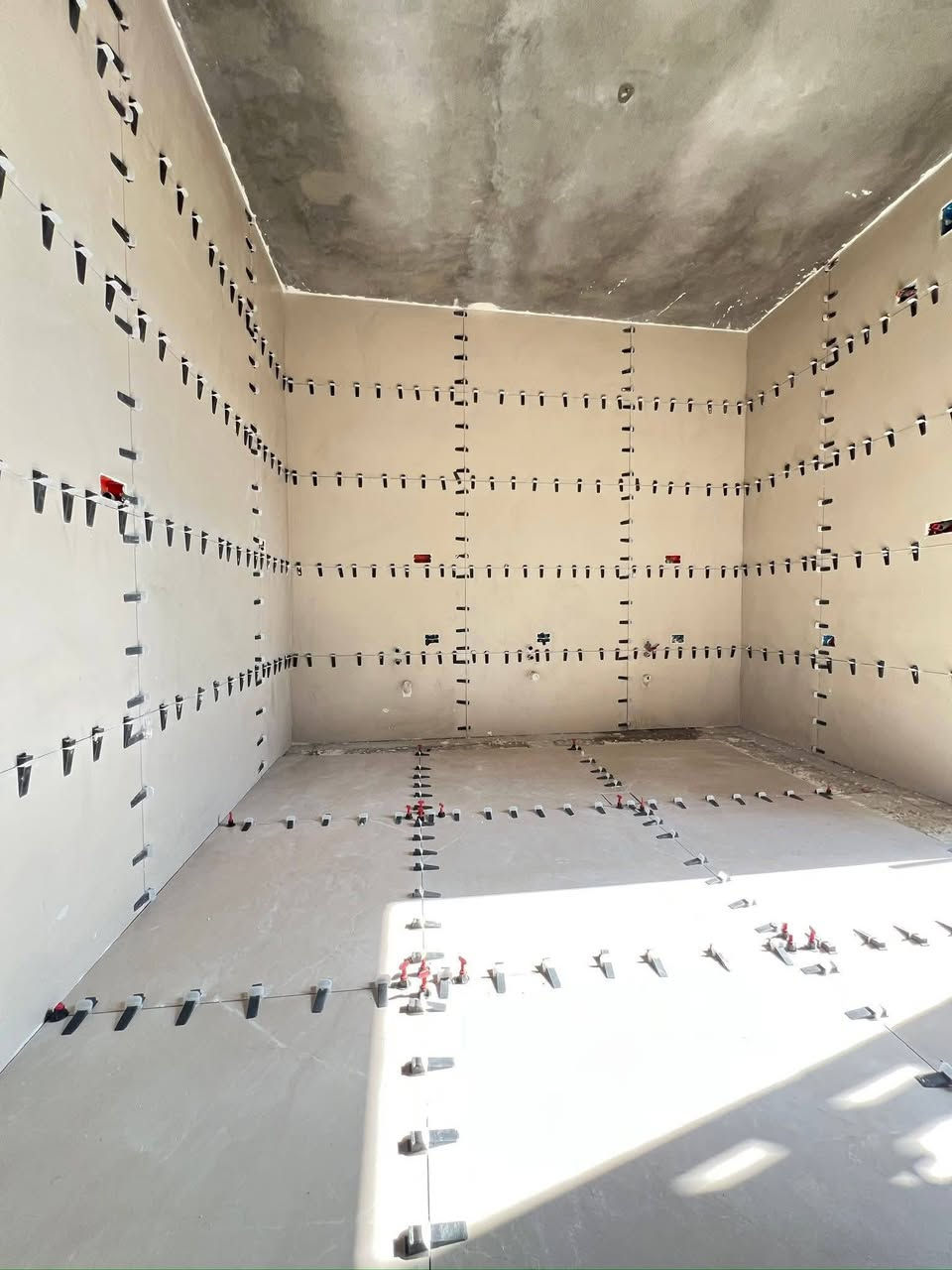 السلام عليكم خلف مصريه درجه اولى سيراميك*********** واتس
