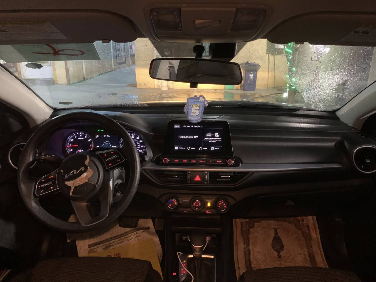 السلام عليكم 
فورتي موديل ٢٤مواصفات عاديه 
شاشه 
مانع انزلاق قياده ذاتيه وبقيه المواصفات عاديه معروفه 
مكينه 2000دووش مكفوله كير ومحرك 
ابيع اقساط او نقد او موعد شرط سكنه بغداد حصراً واذا يكون موضف منتسب عادي صور الحادث مرفوقه بالمنشور السعر ١٤٣ بيهه مجال بسيط (بدون رقم)
رقم الهاتف ‭٠٧٧٠ ٨٧٥ ٨١٤٤‬
