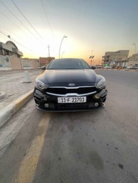 للبيع كيا فورتي 2020 حادثها خلفي بسيط جدا رقم بغداد دولي بسمي مكينه 20...