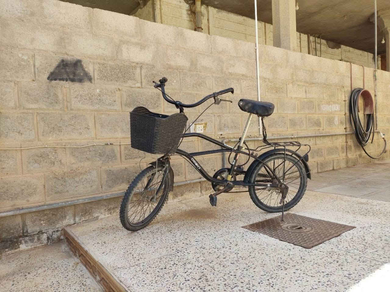 #للبيع بايسكل حجم 20
بايسكل نظيف وجاهز

السعر : 45وبيه مجال

العنوان : القائم العبيدي

***********
