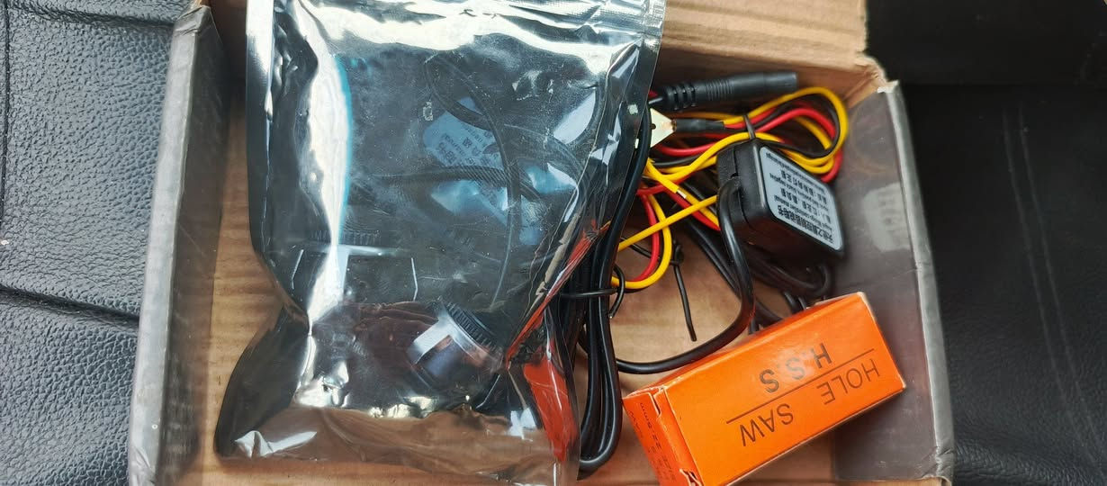 السلام عليكم عندي من هذه لد على شكل جناح ينشد بل مرايا وموجود عده ويا مال شد يعني تكدر بيدك تشده ميحتاج تودي ال وايرمن للبيع سعر مناسب 15 الف علما أخذته 35 وما شديته وبعده ما مفتوح من نايلون مكاني أيسر


**إذا كنت صاحب هذا الإعلان وتريد حذفه لأي سبب، رجاءا أرسل رسالة إلى الدعم الفني**